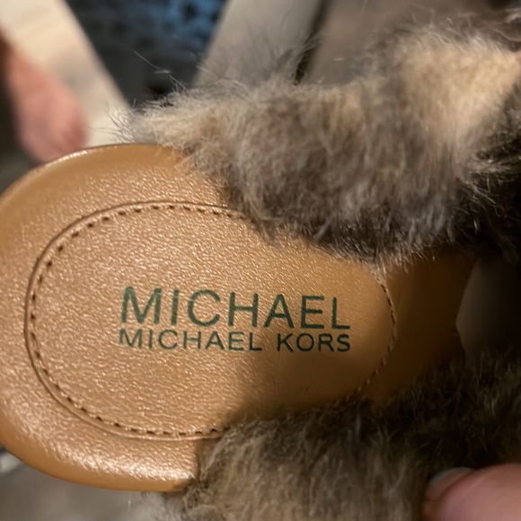 🎉Like new, Michael Kors, fur wedge booties, w/ metallic bead design - Picture 4 of 8